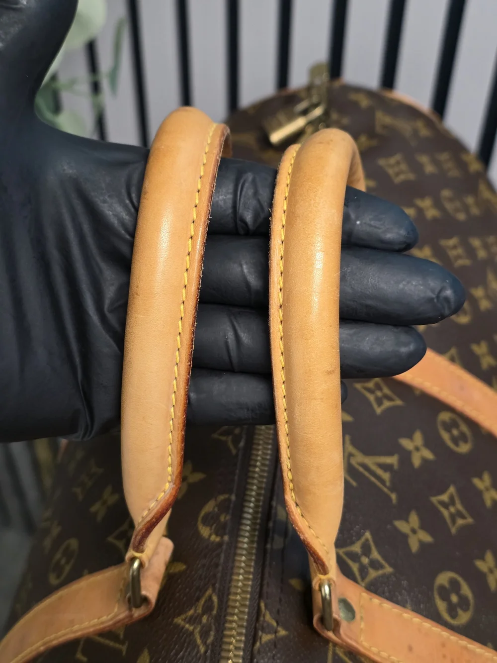 Louis Vuitton Brown Monogram Keepall Bandoulière 55 Travel Bag - Brown w/ Strap